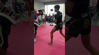Download lagu Aliff is looking LETHAL backstage 🗡️ #ONEFightNight32 mp3