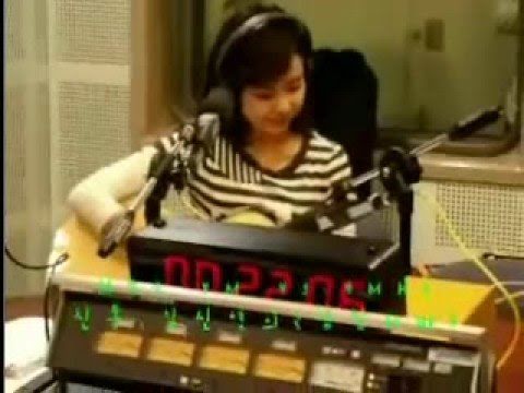 081005 IU ( 아이유)  -  singing like a star cover & 'Officially Missing You' by Tamia.   at radio show