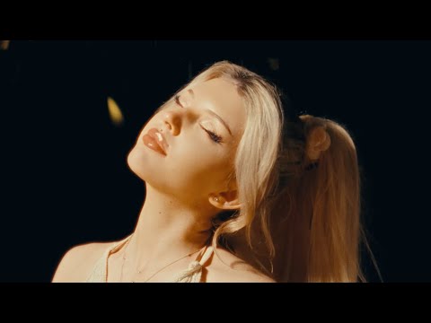 Larissa Lambert - Good Time (Official Music Video)