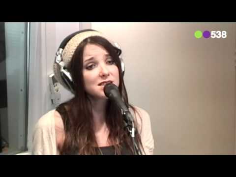 Radio 538: Sandy Dane - Aiming For The Sun (live bij Evers Staat Op)