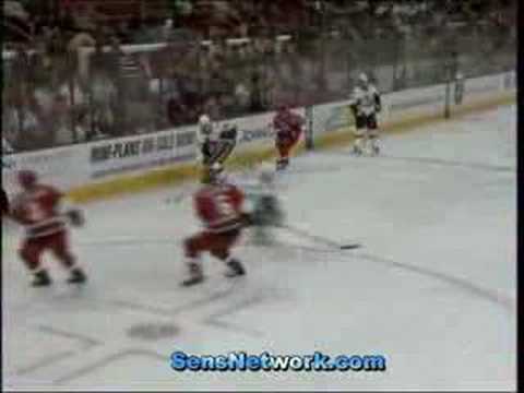 Heatley goal 1 vs Hurricanes - Dec 12