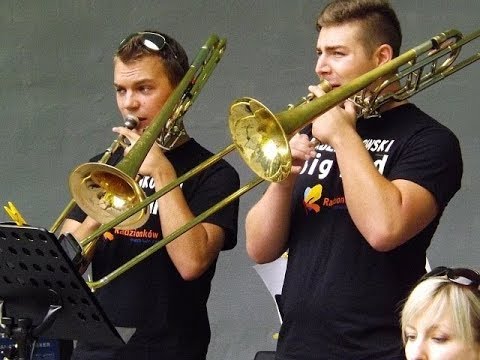 Górny Śląsk - Radzionkowski Big Band - koncert promenadowy; Tarnowskie Góry