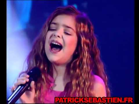 Caroline Costa - Hurt - Christina Aguilera.avi