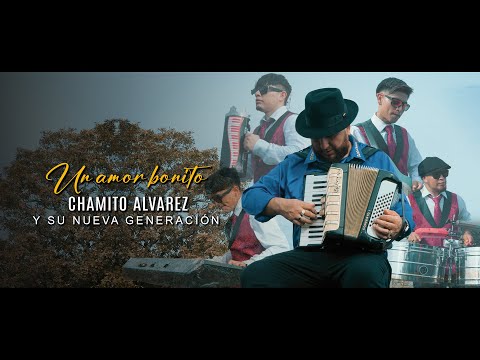 UN AMOR BONITO CHAMITO ALVAREZ
