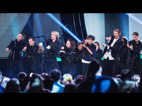 The Fooo Conspiracy kör ett medley av sina låtar - Idol Sverige (TV4)