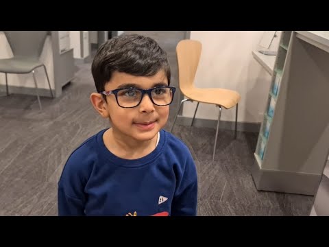 DOES NOAH NEED GLASSES?