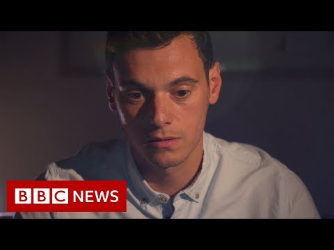 The cheat hackers 'ruining' gaming for others - BBC News