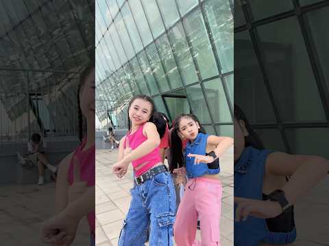 Elias Dance Trend😍😍 #tiktoktrends #annicatamo #tiktokdance