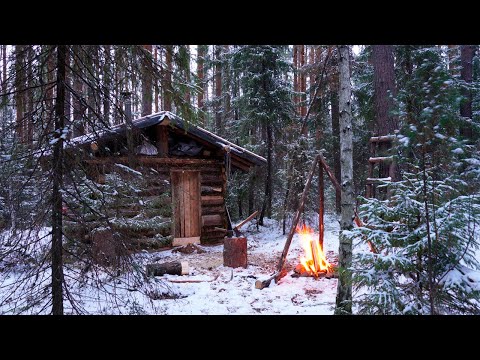 በሎግ ካቢኔ ውስጥ ክረምት መትረፍ | ከግሪድ ግንባታ ውጪ፣ በጫካ ውስጥ ያለ ትንሽ ቤት