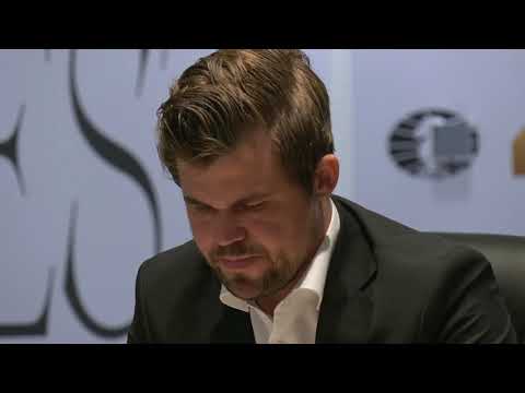 Magnus Carlsen's Reaction On Nepo's Blunder