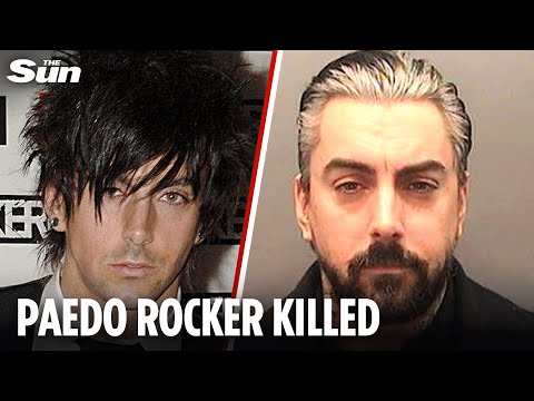 Lostprophets’ paedo Ian Watkins stabbed to death by prisoner in jail attack