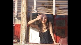 板野友美、写真集オフショット　スタイルの良さ際立つ