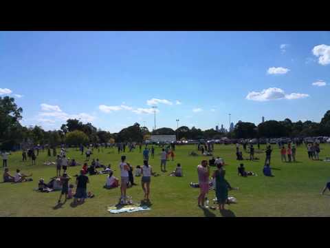 RAAF FA/18 Flyover Australian Grand Prix Day 3 (Full 10 Minutes)