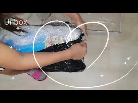 unboxing PlayMobil Hospital, kids having great joy. set 6657. Part 1