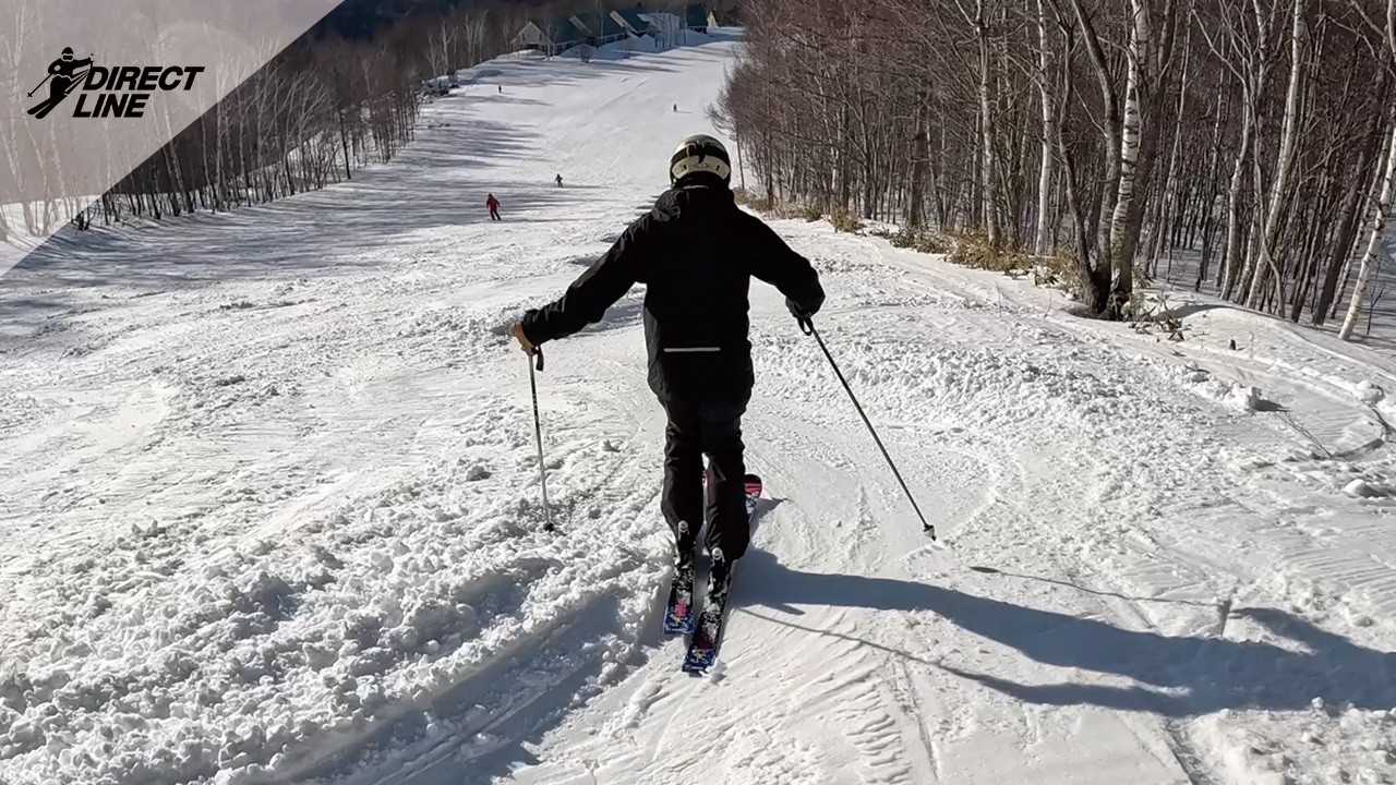 【コブの密脚】脚をくっつけて滑る事ではなく、左右別々の動作を行う事で同調した操作に見える事が密脚の考え方