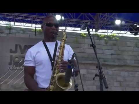Karl Denson's Tiny Universe - Elephants - 8/11/2002 - Newport Jazz Festival (Official)