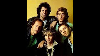 Badges posters stickers t shirts - Dire Straits