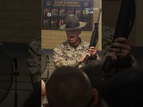 🇺🇸 Sam Plaskon: Instructor del Cuerpo de Marines | #Shorts