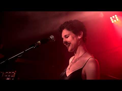 Maya Johanna | Shallow Waters - live at Levontin 7