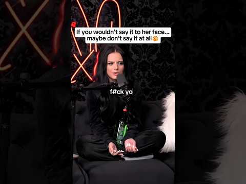 Some of y’all confuse a screen with a spine 👀🫀 Jessie Murph #bunniexo #jessiemurphhh