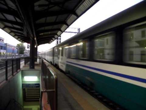 EXP 1930 Palermo C.le-Venezia S.Lucia con E402 003 (Firenze Rifredi 16-10-2011)