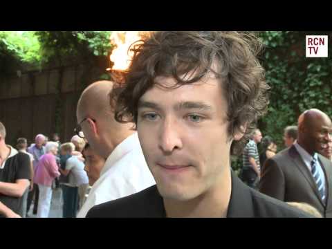 Interview mit Alexander Vlahos