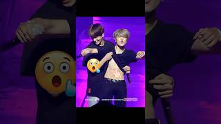 Download lagu Jungkook Lifted Jimin’s Shirt To Show His Abs 🔥😱 #shorts #jungkook #jimin #bts mp3