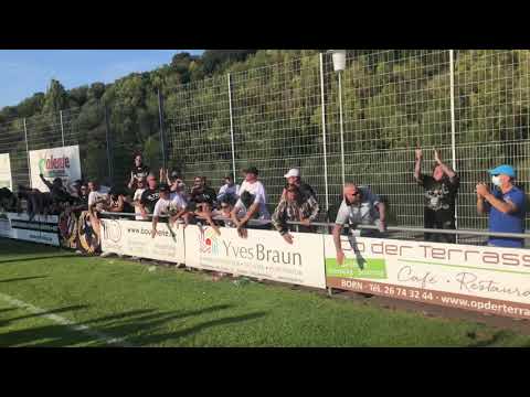 SCÈNES DE JOIE APRÈS LA 1ÈRE VICTOIRE