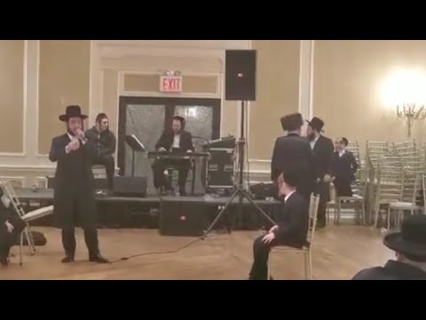 Yoely Brown & Avrumi Berko - Mitzvah Tantz יואלי ברוין ואברמי בערקוי - מצוה טאנץ