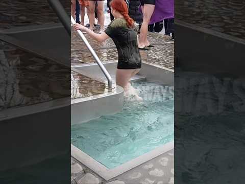 ICE HOLE BATHING #1429 / SWIMMING  WINTER 2025