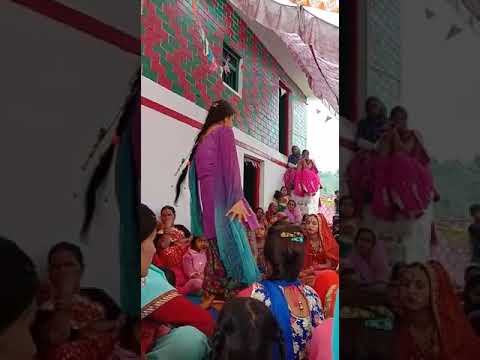 महिला संगीत डान्स