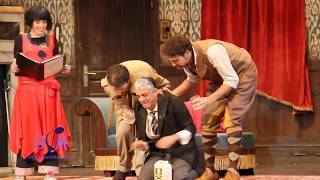 La función que sale mal - La escena de la revelación