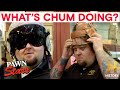 WHAT IS CHUMLEE DOING Pawn Stars