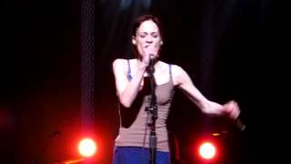 Fiona Apple, Carrion, Live performance at Wang Theater, Boston