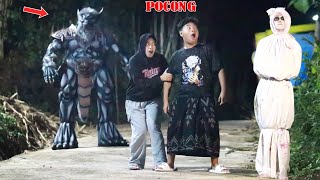 Download lagu Intended to Prank Pocong, Instead There's a Monster 😱 Compilation of the Funniest Pocong Pranks 🔥 mp3