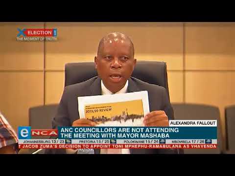 Mashaba briefs the media