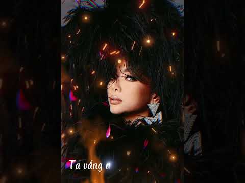Thể hiện bởi Phương Anh