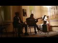 Ain't no Sunshine, interpretada por Cris Carracedo y Cecilia Burillo