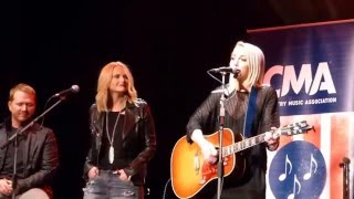 &quot;Heart Like Mine&quot; - Miranda Lambert and Ashley Monroe at CMA Songwriters, London