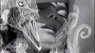 ‘Frosti’ transitioning into ‘Aurora’ (Björk)