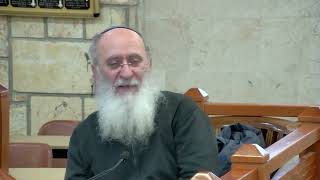 שו"ת על שמשון - שיעור 61  - ספר שופטים - פרק י"ז (הרב אורי עמוס שרקי) - התמונה מוצגת ישירות מתוך אתר האינטרנט יוטיוב. זכויות היוצרים בתמונה שייכות ליוצרה. קישור קרדיט למקור התוכן נמצא בתוך דף הסרטון