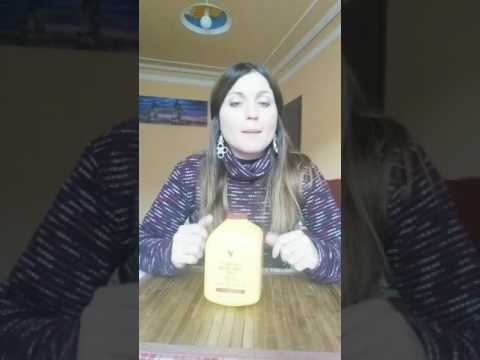 Cè stata una macchia scura sulla persona che questo La crema di decolorazione efficace da pigmentary nota su una faccia