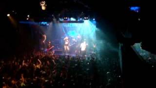 Hollywood Undead  No. 5 Live LiL'Joe CEO throws money in the crowd !!!