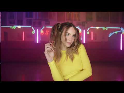 Amor A Primera Vista ft. Horacio PalenciaLos Ángeles Azules, Belinda, Lalo Ebratt