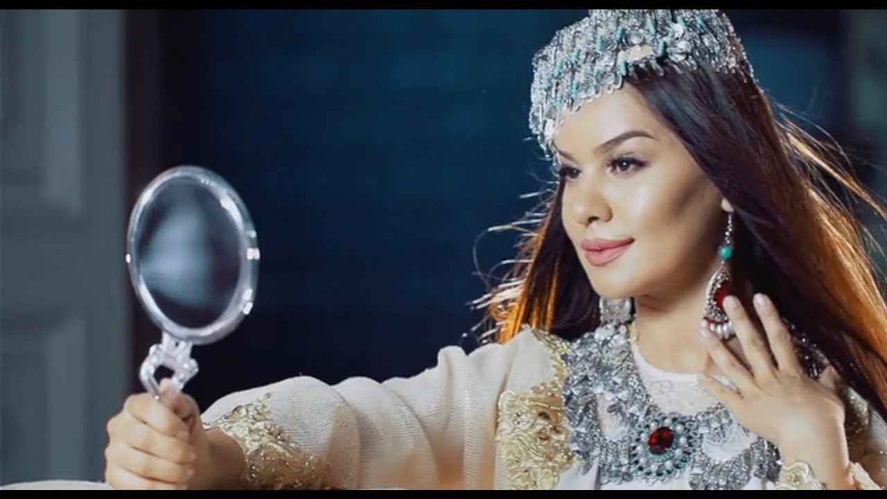 Постер клипа Хулкар Абдуллаева - Олма