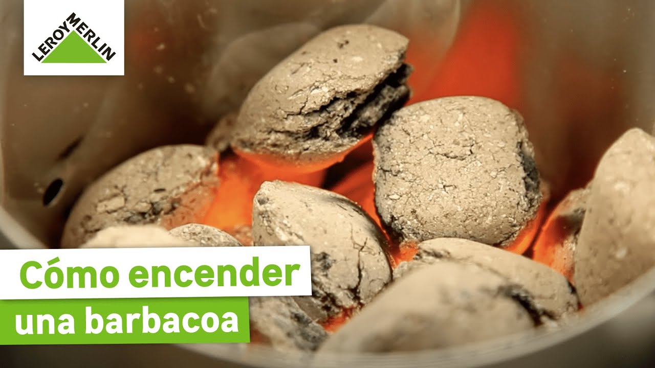 Watch Cómo encender una barbacoa con chimenea de encendido | LEROY MERLIN Now Cómo encender una barbacoa con chimenea de encendido | LEROY MERLIN