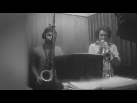 La Orquesta Inestable - YouTube Oficial