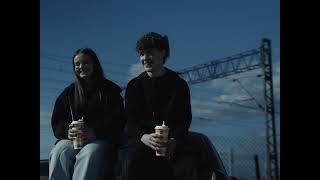 STRACH jetzt Video ansehen