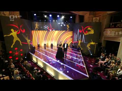 Monika Absolonová a Aleš Háma - závěrečná píseň z pořadu Atlet roku 2014