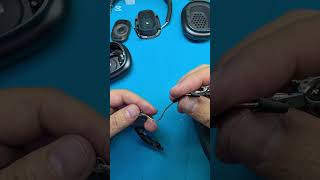 Разбор и замена шлейфа Airpods max